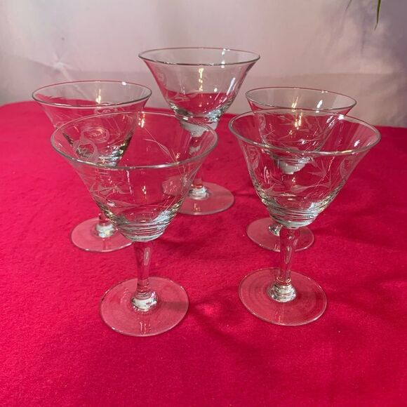 Vintage 1980’s Fostoria Crystal Etched “Rose” Pattern Glasses - Picture 1 of 5